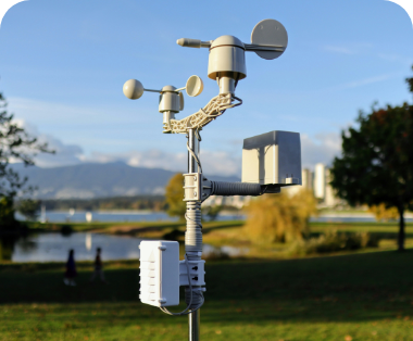 Hybrid Monitoring Approach